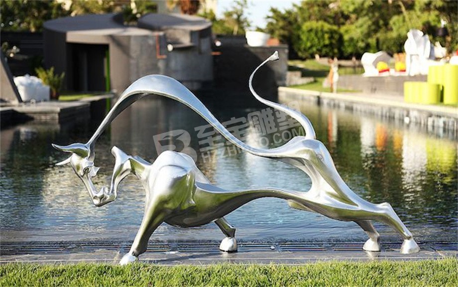 公园镂空创意牛不锈钢雕塑定制