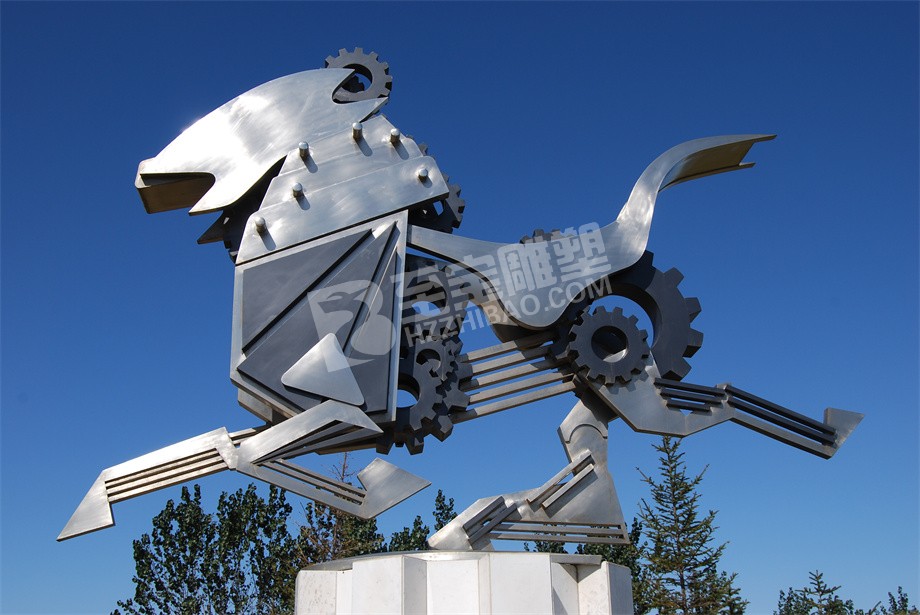 城市广场镜面抽象机械马不锈钢雕塑定制