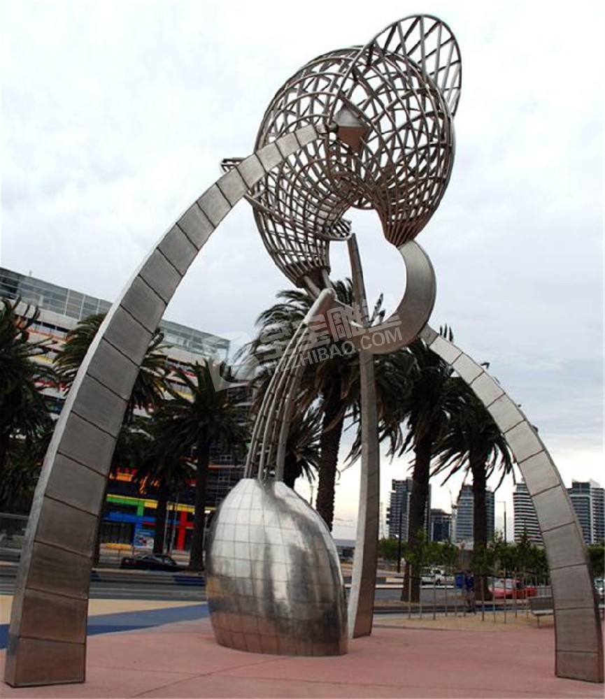 城市道路创意镂空球不锈钢雕塑定制